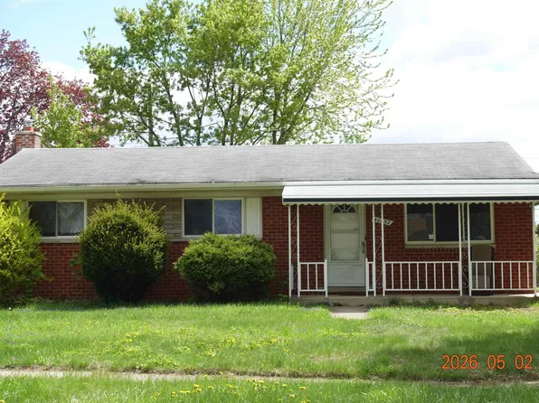40252 Hamilton Dr, Sterling Heights, MI 48313