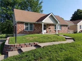 1104 Frontier St, Excelsior Springs, MO 64024