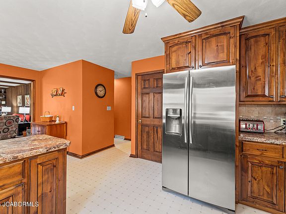 4th image of 1423 Satinwood Dr