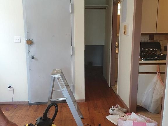 3rd image of 32-83 38th St #2R