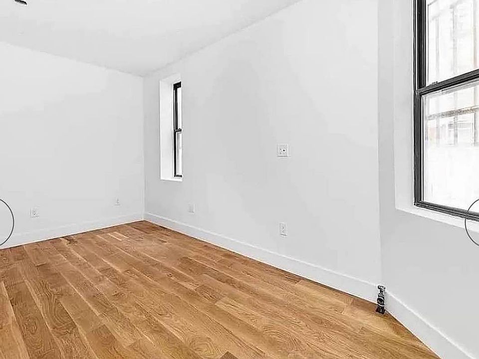 2nd image of 16 Saint Marks Pl APT 3B