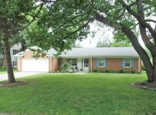 516 Donbar Dr, Bowling Green, OH 43402