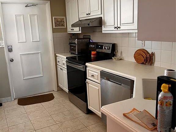 2nd image of 3535 Broken Woods Drive #307