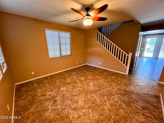 5th image of 20883 W GLEN Street