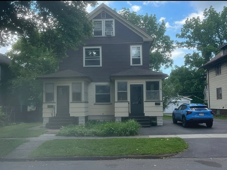 135 Congress Ave