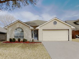 4013 Appleyard Dr, Fort Worth, TX 76137