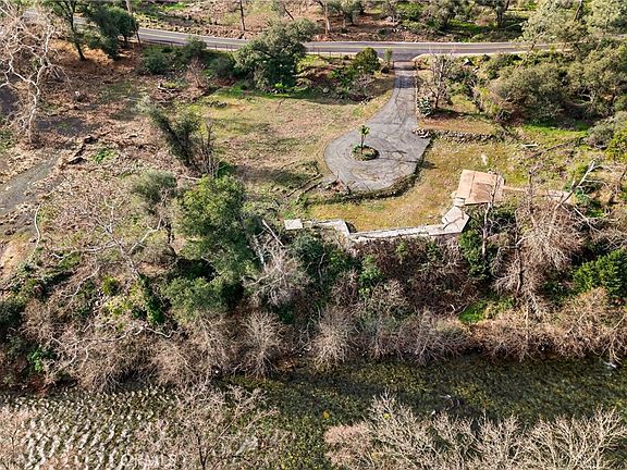 2nd image of 12738 Centerville Rd