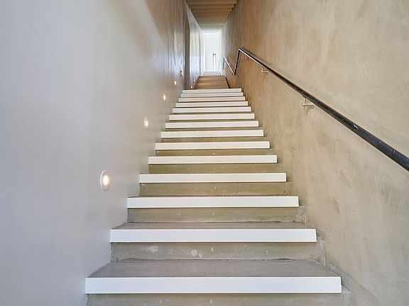 5th image of 108 W 123rd St #4