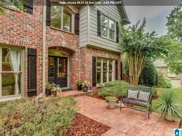 394 Greystone Glen Cir, Birmingham, AL 35242