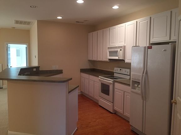 2nd image of 4913 Dreamweaver Ct SE #3
