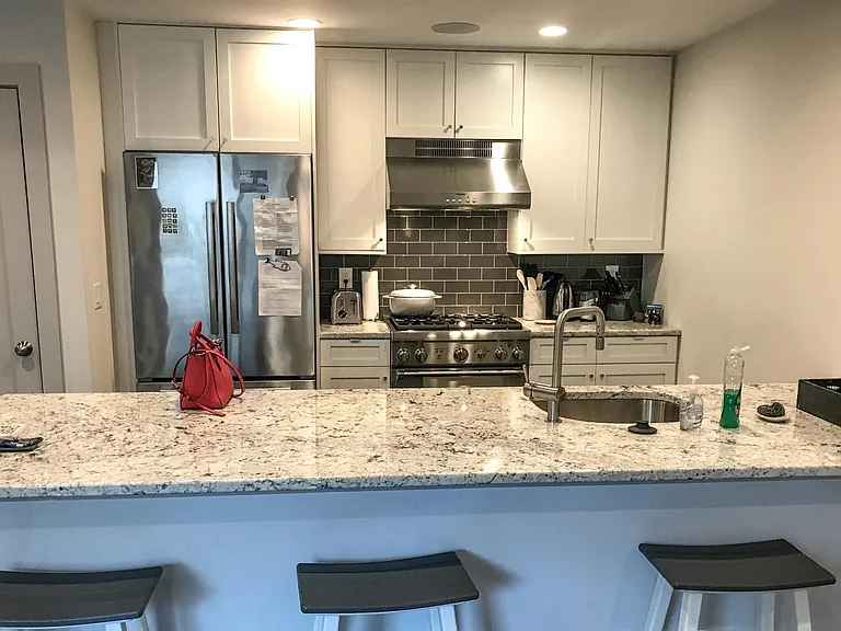309 E St #24 — Photo 4