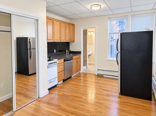 9 Bowdoin St #1, Boston, MA 02114