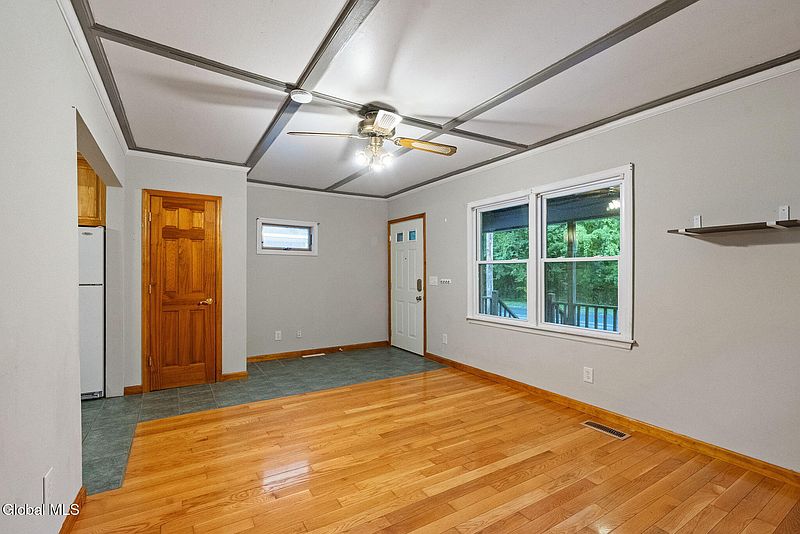 5th image of 49 Washington Avenue