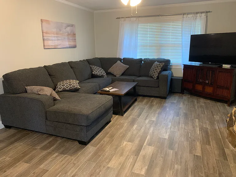 4229 Lancaster Dr — Photo 19
