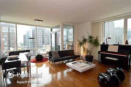 4th image of 505 N McClurg Ct APT 2505