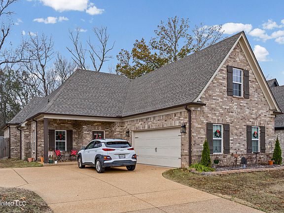 3rd image of 1143 Pettigrew Dr