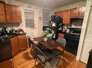 220 Hanover St APT 7, Boston, MA 02113