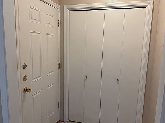 3rd image of 1901 Wenonah Blvd #B