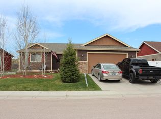 1005 Sako Dr, Gillette, WY 82718