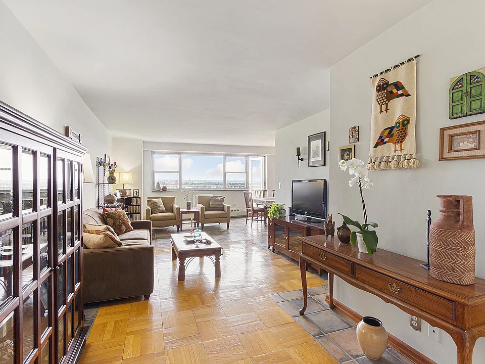 1st image of 5240 39th Dr APT 12T