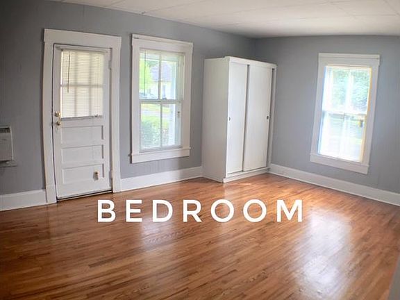 3rd image of 301 Oglewood Ave