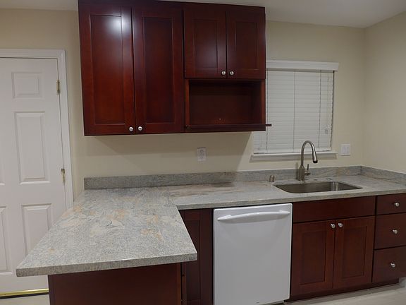 2nd image of 380 Pomo Dr