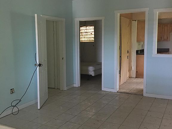 4th image of 27A,,28,29 East Street CH