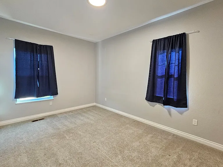 18187 Kodiak Bear Ct — Photo 22