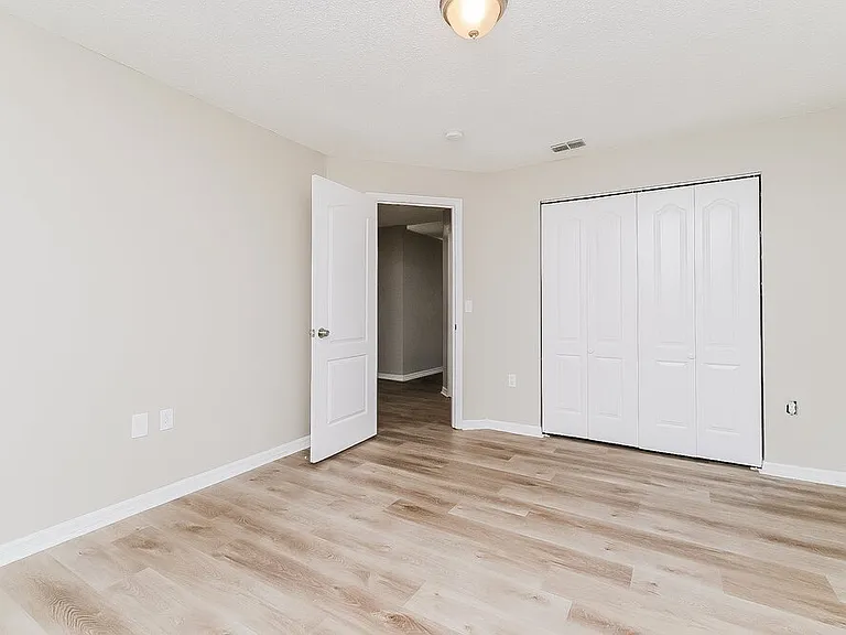 807 Greenbelt Cir — Photo 13