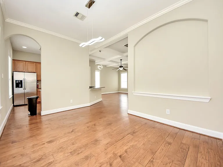 2119 Stuart St — Photo 20