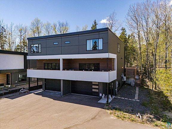 3rd image of 3631 London Rd