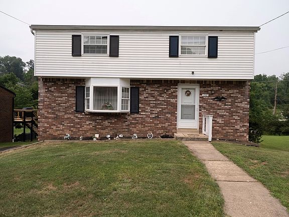 2nd image of 448 Rainier Dr