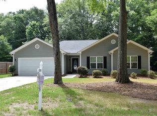251 Woodlawn Ave, Winder, GA 30680
