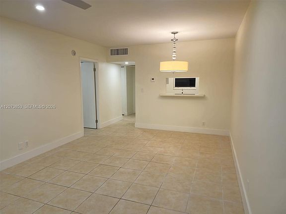5th image of 4800 NW 35th St APT 607
