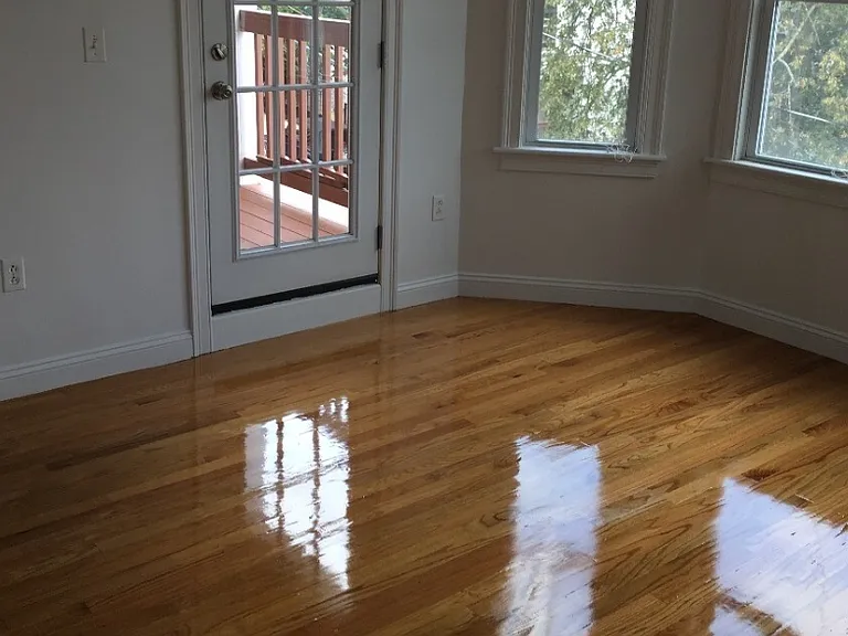 14 Iroquois St #2 — Photo 5
