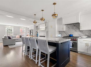 95 Elm St, Charlestown, MA 02129