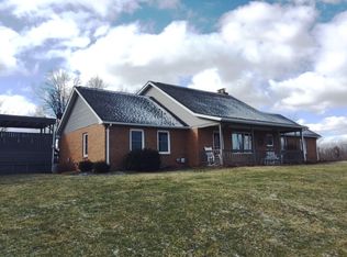 14 Squire Ln, Hebron, OH 43025