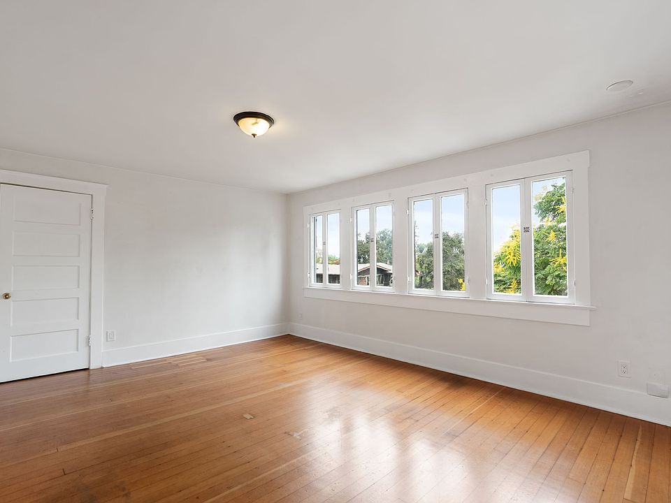 1st image of 2438 Echo Park Ave #4
