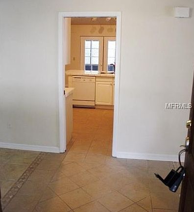 2nd image of 703 Stinnett Dr
