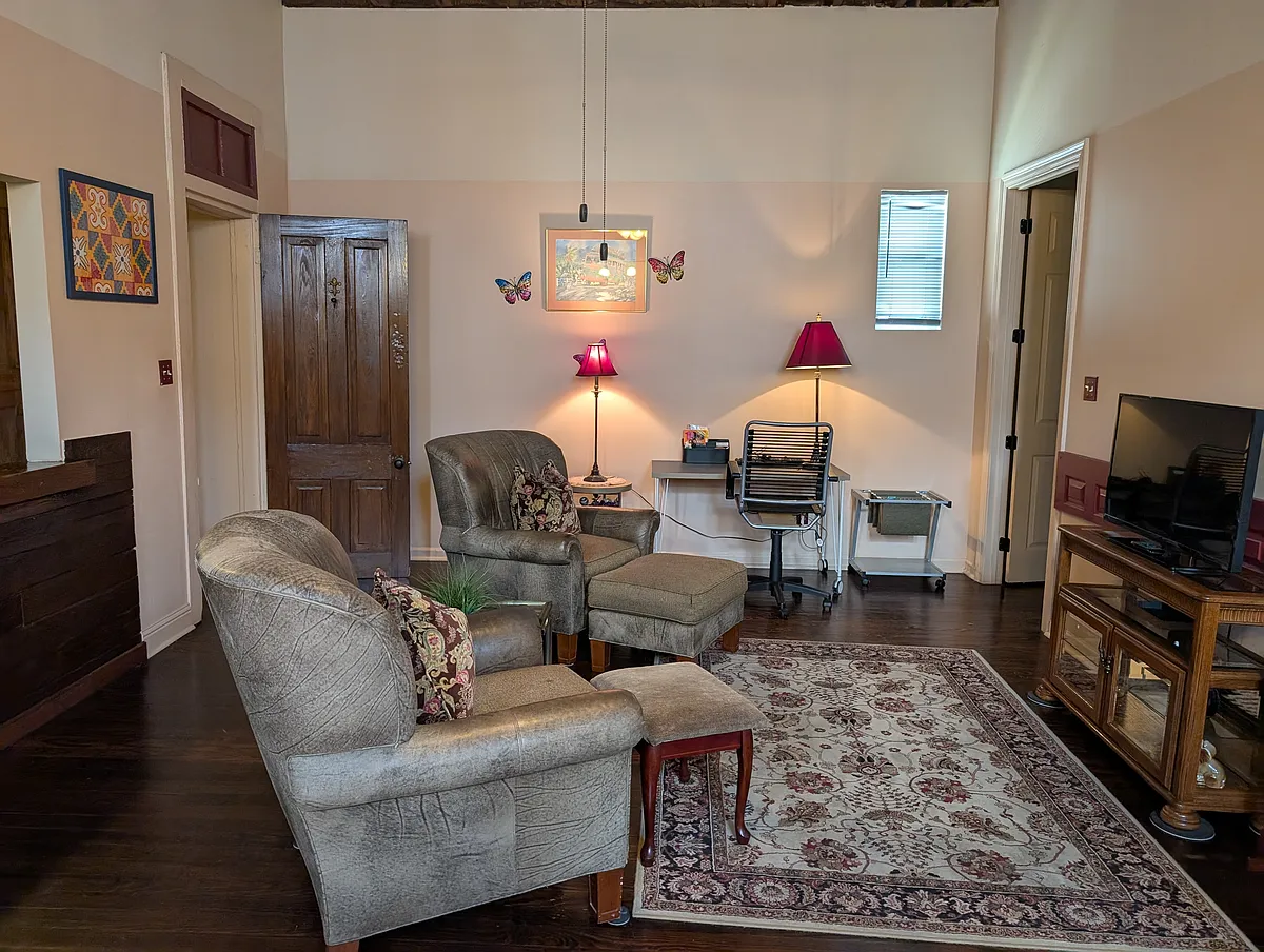 Building Photo - 4209 Magnolia St #0