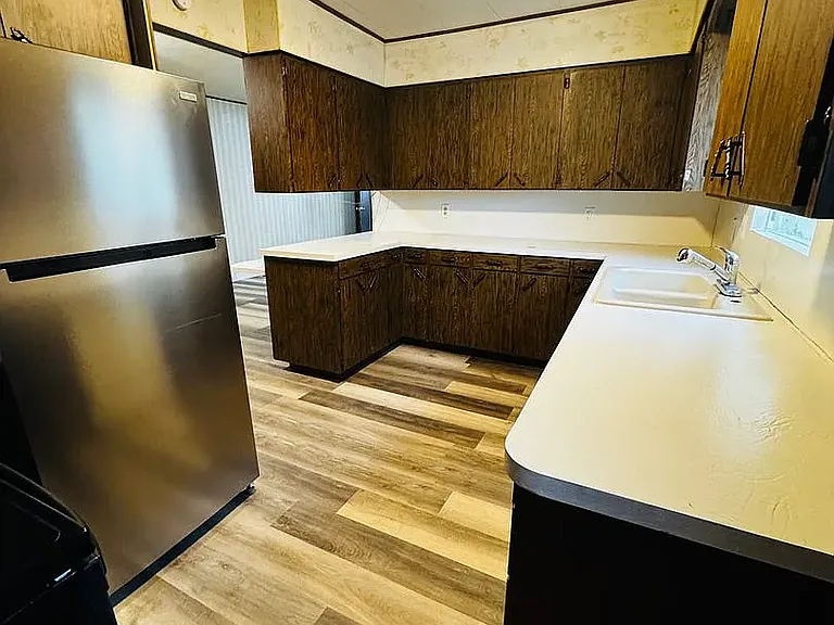 703 H Ave #1 — Photo 10