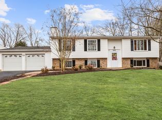19401 Poinsetta Ct, Gaithersburg, MD 20879