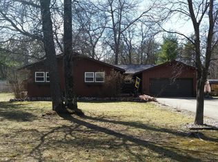 118 West Dr, Grayling, MI 49738