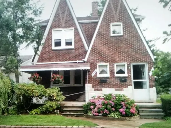 443 Elm St, Wyandotte, MI 48192