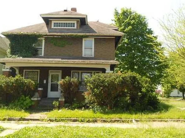 1146 Thomas St, South Bend, IN 46601