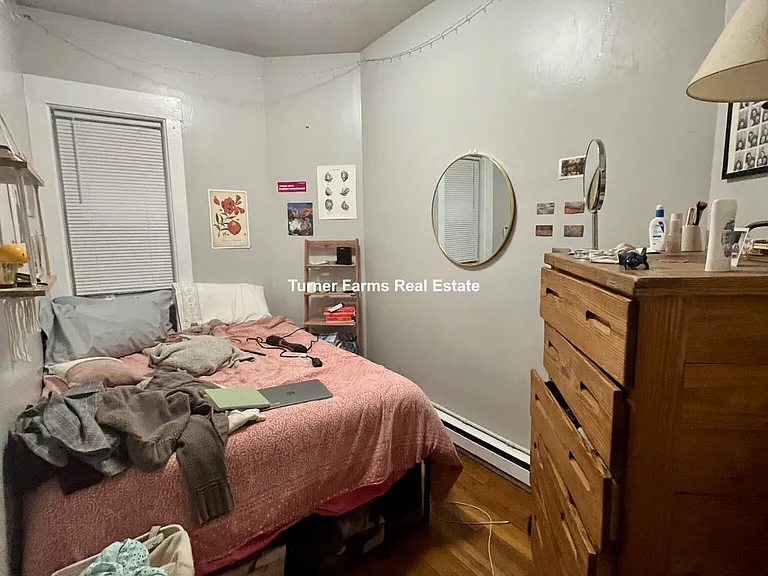 161 Endicott St — Photo 11