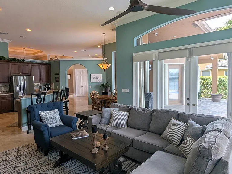 10640 Oak Meadow Ln — Photo 37