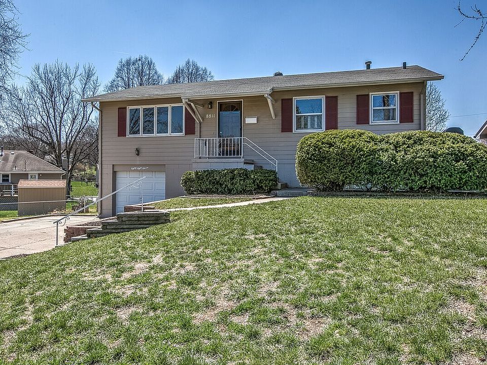 1st image of 8811 Valley View Dr