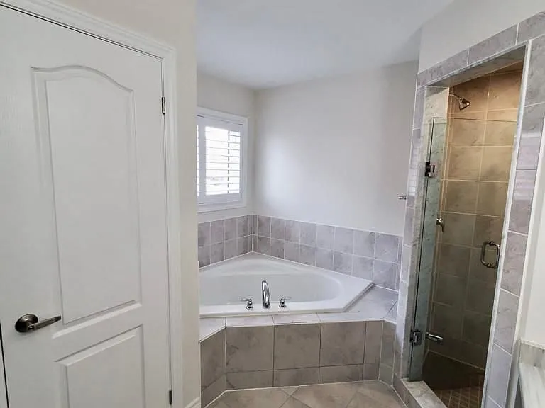 1807 Fosterbrook St — Photo 25