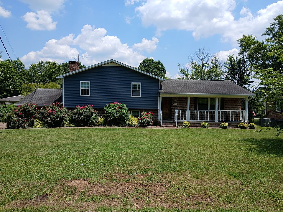 1st image of 2902 Wesdell Ln NW
